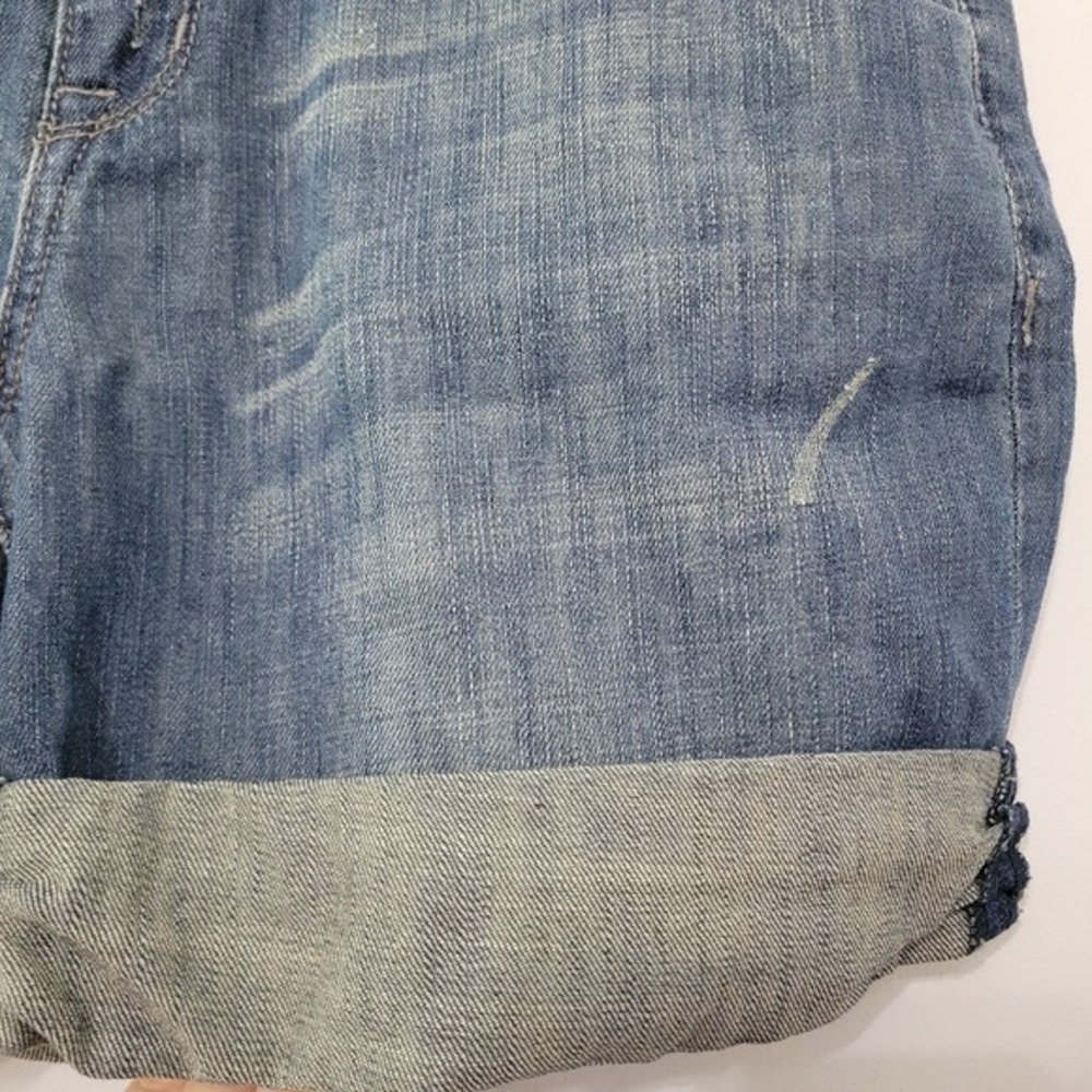 OUTBACK RED Womens Sz 2 Cuffed Casual Denim Blue Jean Shorts Mid Rise Distressed - Picture 3 of 11